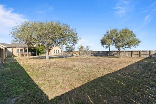 $3,500 | 3370 Farm To Market Road 2292, Corpus Christi, TX 78415