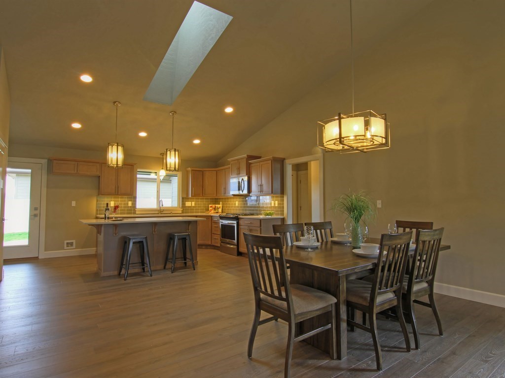 5529 North Radium Lane Spokane, WA 99217 - Photo 4 of 19