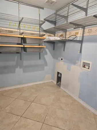 $1,800 | 1513 Breeze Lane, Little Elm, TX 75068