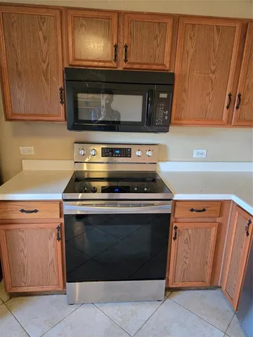 $1,800 | 1513 Breeze Lane, Little Elm, TX 75068