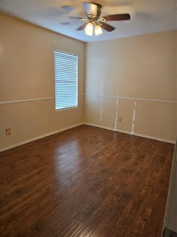 $1,800 | 1513 Breeze Lane, Little Elm, TX 75068