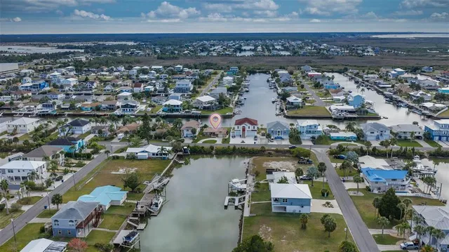 $2,500 | 3476 Gulfview Drive, Hernando Beach, FL 34607