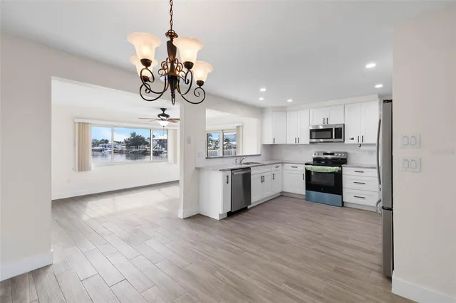 $2,500 | 3476 Gulfview Drive, Hernando Beach, FL 34607