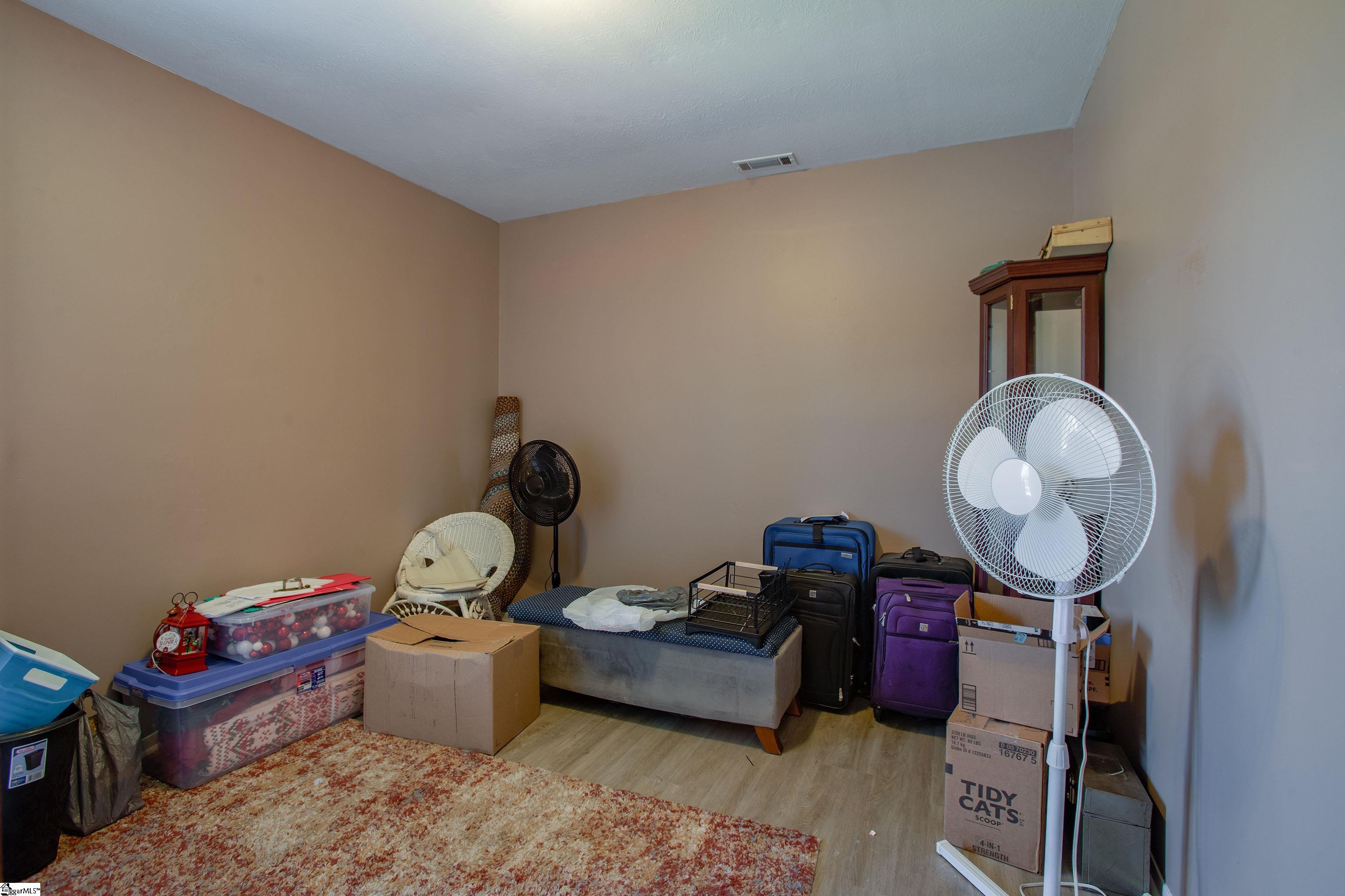 4041 North Highway 101 Greer, SC 29651 - Photo 21 of 28