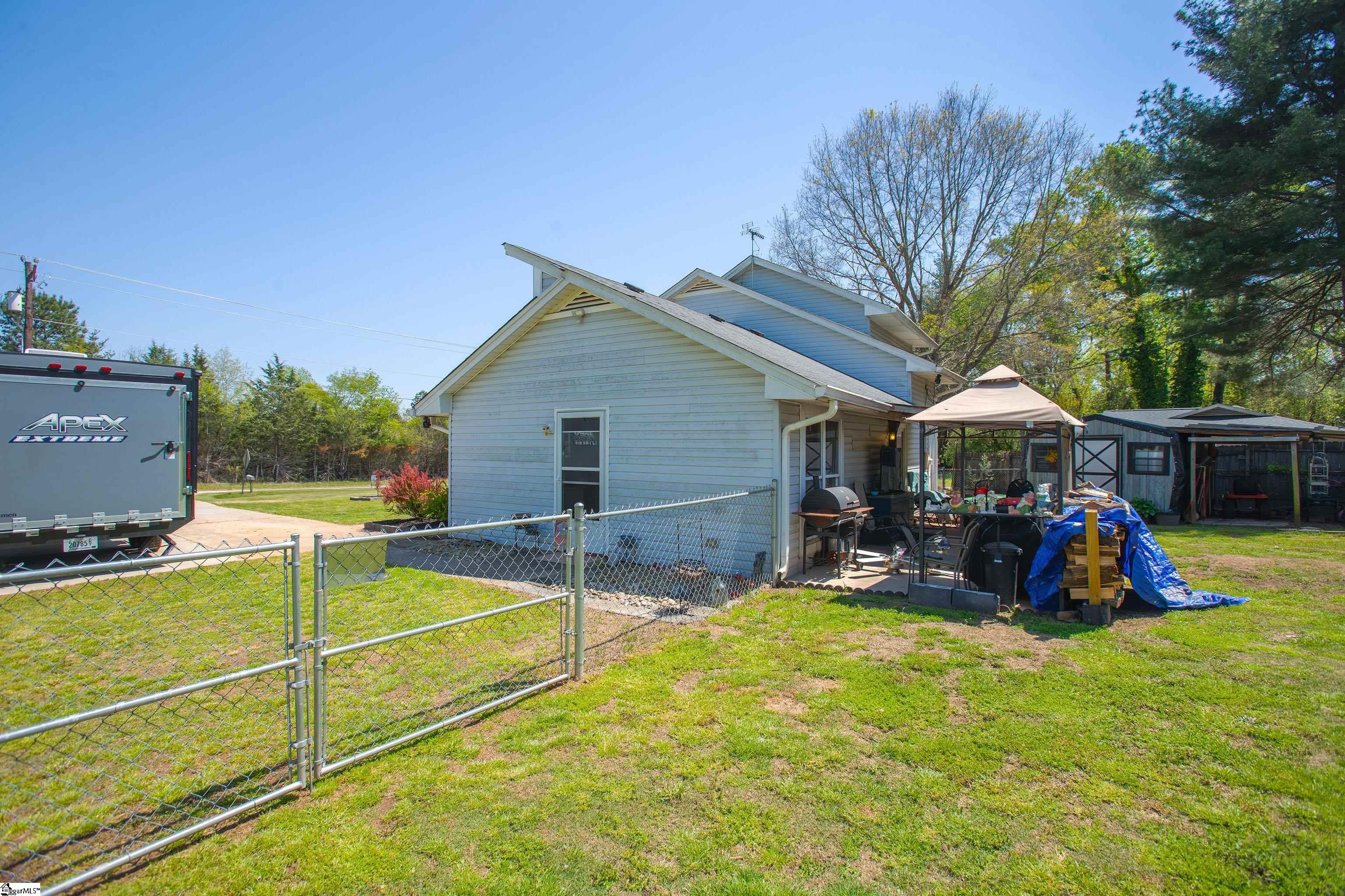 4041 North Highway 101 Greer, SC 29651 - Photo 24 of 28