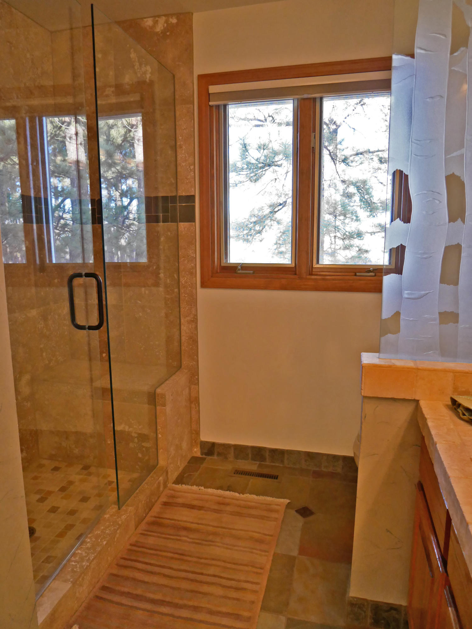 435 Juniper Road North Ridgway, CO 81432 - Photo 17 of 38 Main Level Guest Bath