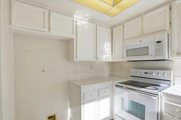 $549,000 | 2700 Pike Drive, Napa, CA 94558