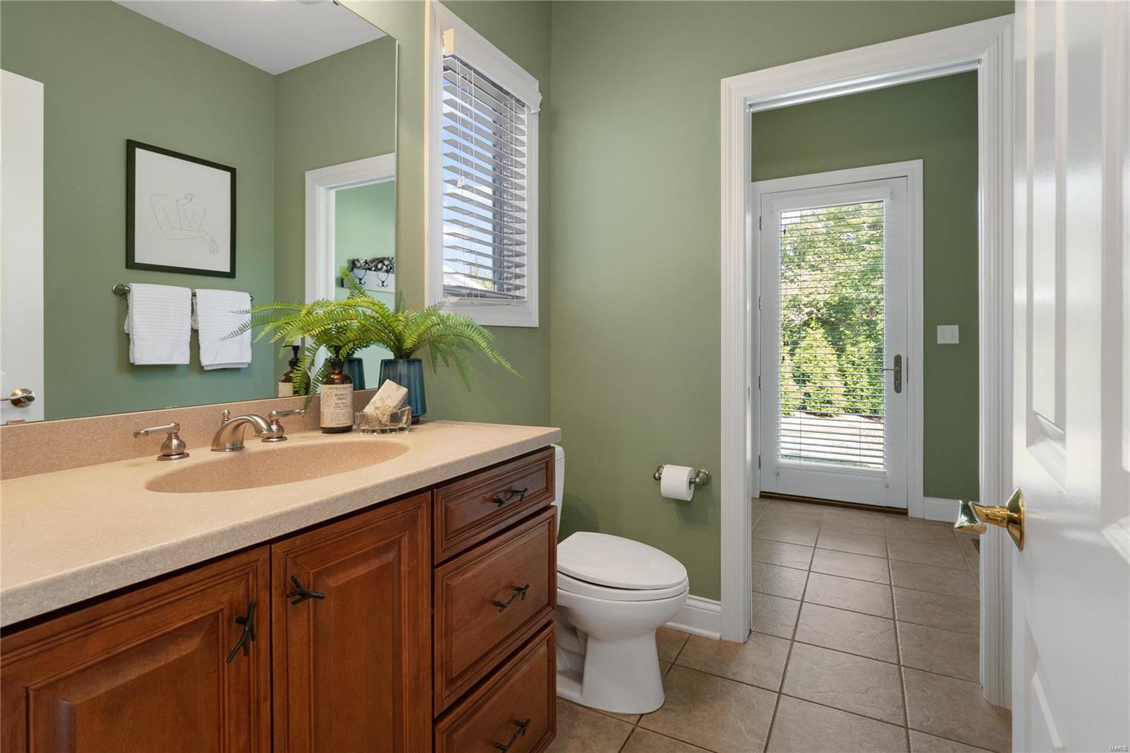 12 Chipper Road Frontenac, MO 63131 - Photo 18 of 38 Gallery Image 18