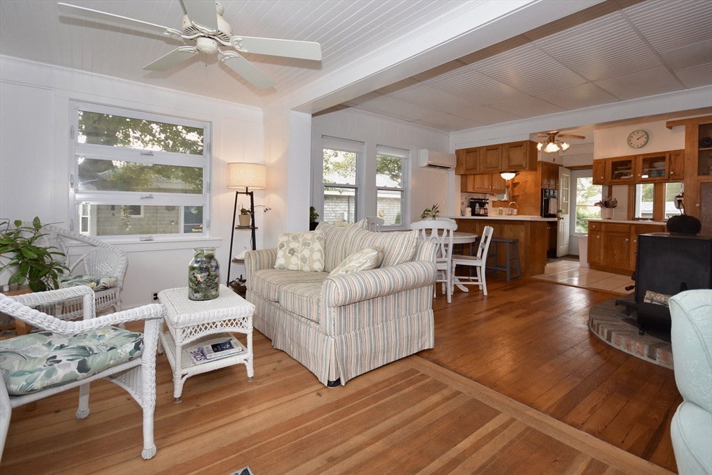 6 Gull Island Road Fairhaven, MA 02719 - Photo 8 of 42 Gallery Image 8