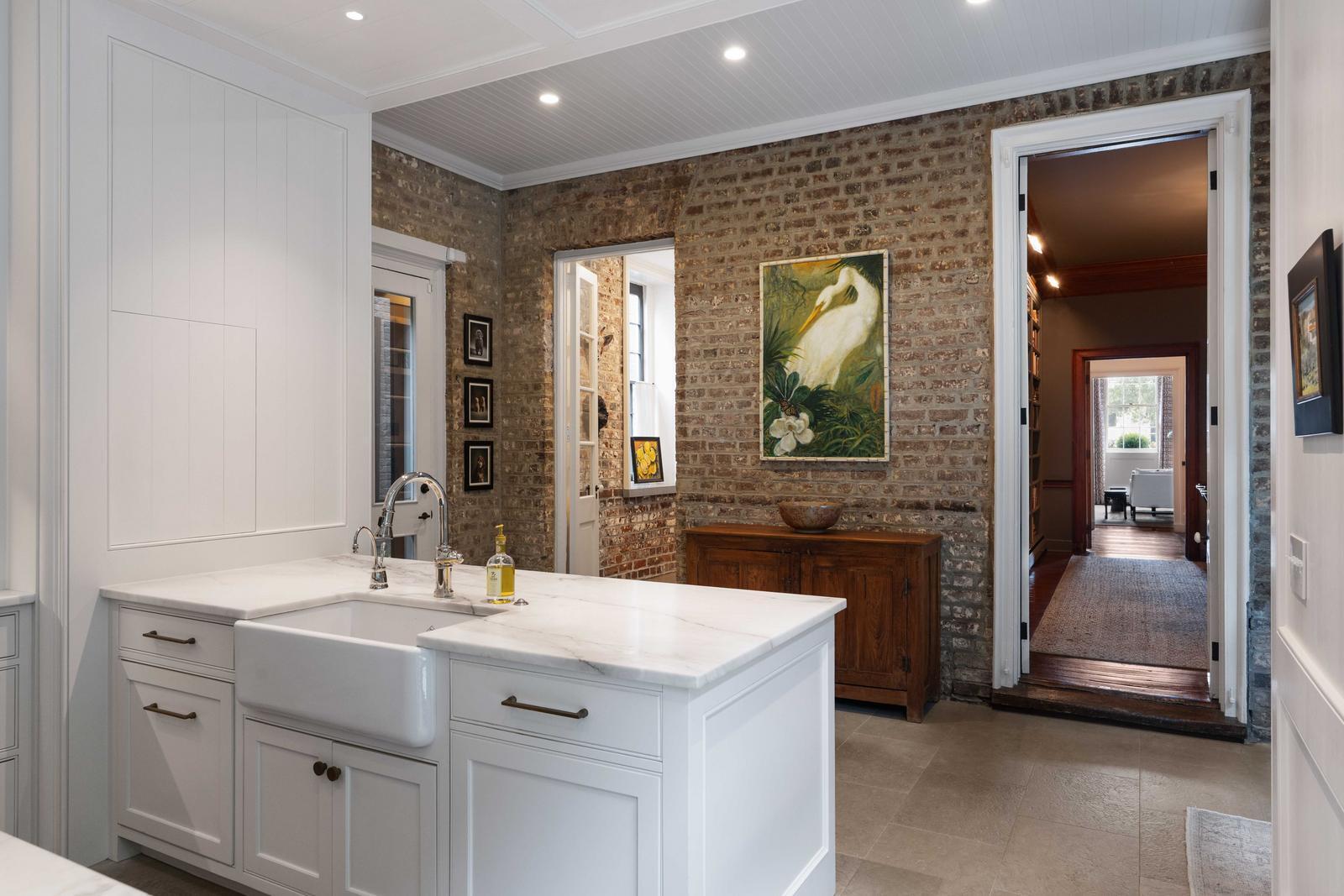 55 East Bay Street Charleston, SC 29401 - Photo 24 of 96 Kitchen