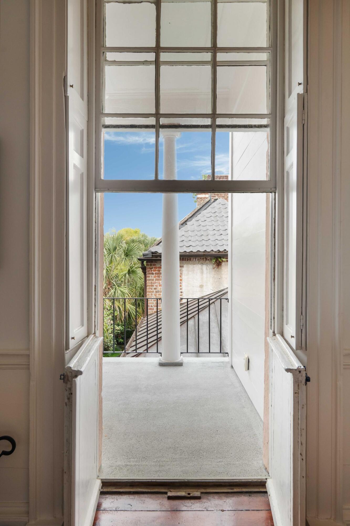 55 East Bay Street Charleston, SC 29401 - Photo 48 of 96 Porch Access