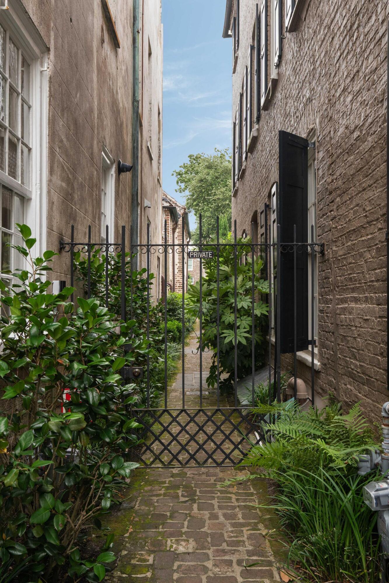 55 East Bay Street Charleston, SC 29401 - Photo 71 of 96 Alley for utility access