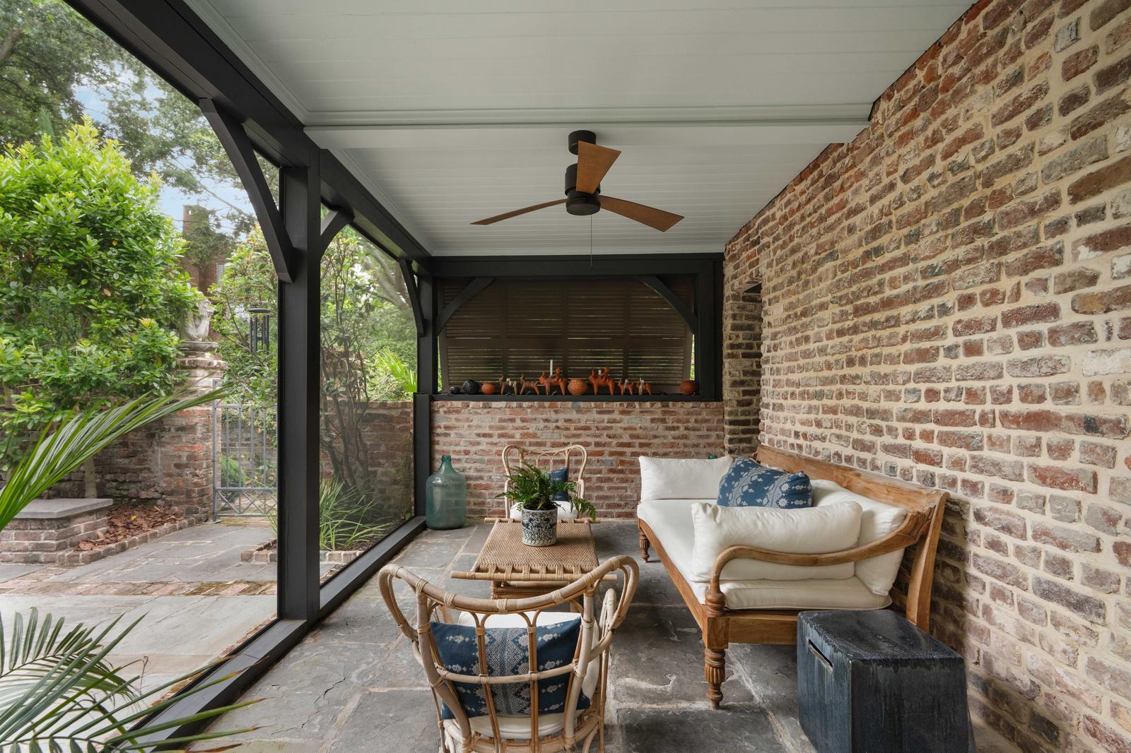 55 East Bay Street Charleston, SC 29401 - Photo 78 of 96 Screened Porch