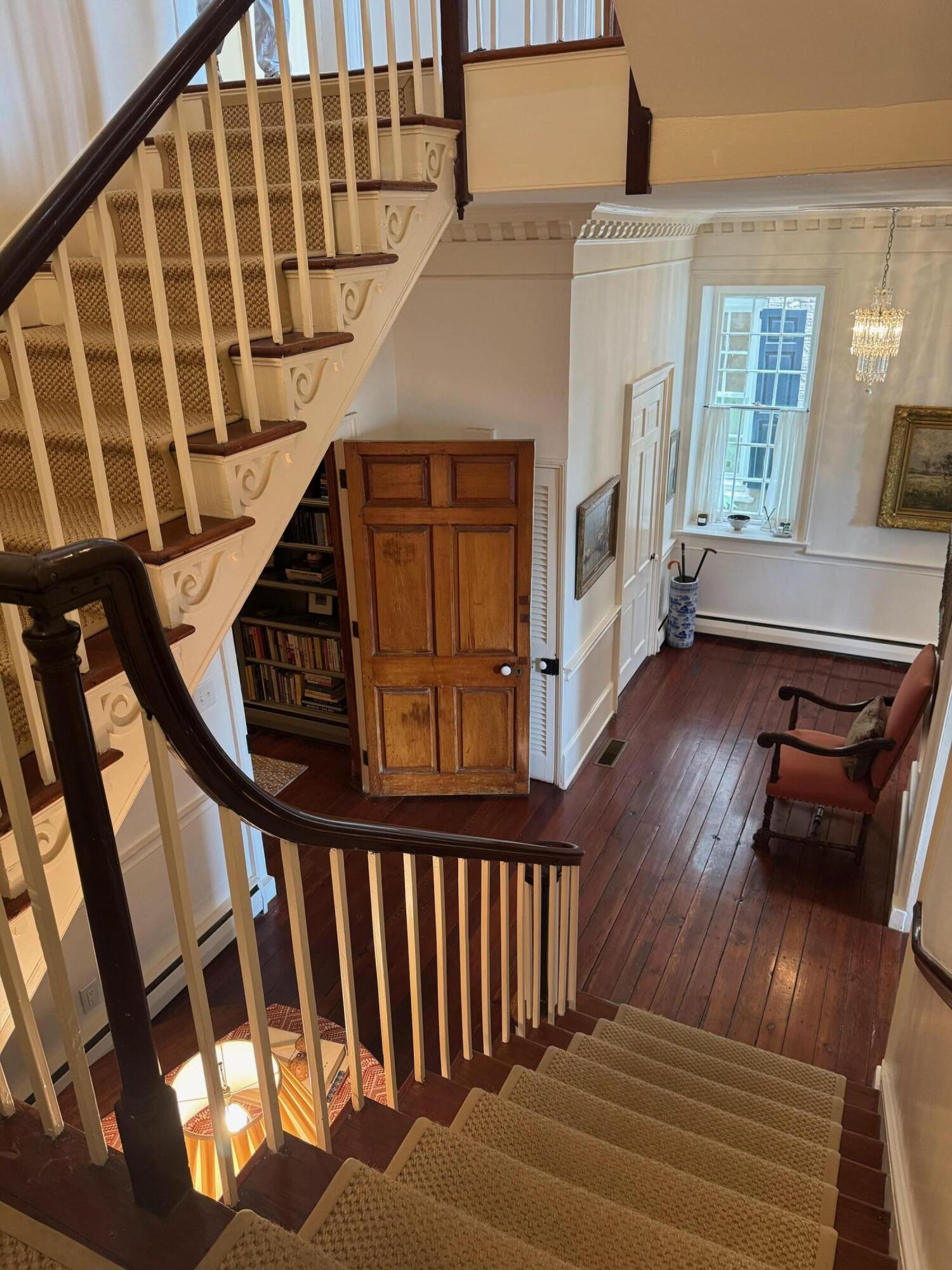 55 East Bay Street Charleston, SC 29401 - Photo 9 of 96 Foyer & Staircase