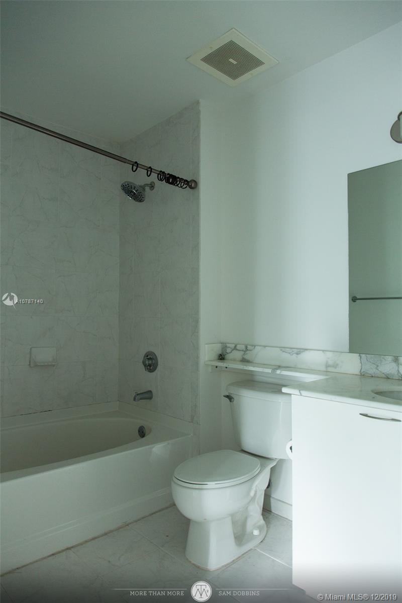 234 Northeast 3rd Street, Unit 1104 Miami, FL 33132 - Photo 15 of 30
