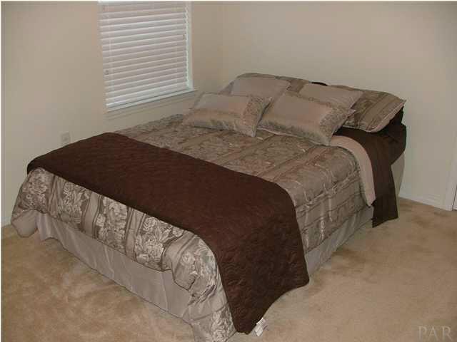 4851 Ribault Lane Milton, FL 32570 - Photo 8 of 20 Middle Bedroom