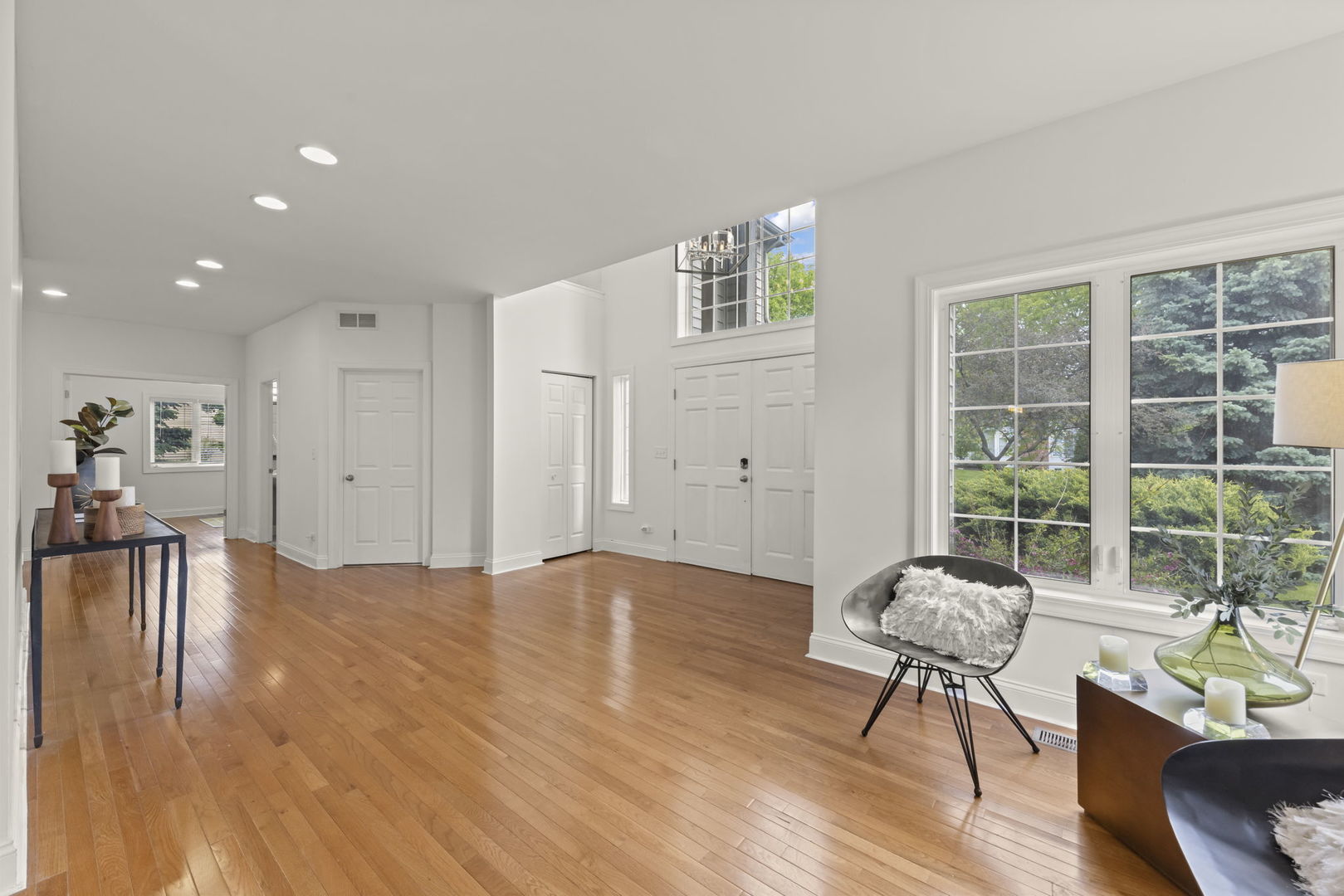 2412 Wild Timothy Road Naperville, IL 60564 - Photo 2 of 54 Gallery Image 2