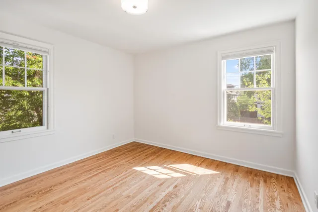 $3,700 | 1621 West 25th Street, Unit 2, Minneapolis, MN 55405