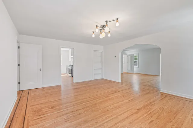 $3,700 | 1621 West 25th Street, Unit 2, Minneapolis, MN 55405