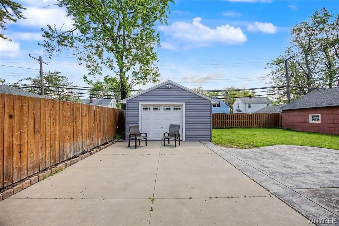 65 Grayton Road Tonawanda, NY 14150 - Photo 9 of 39