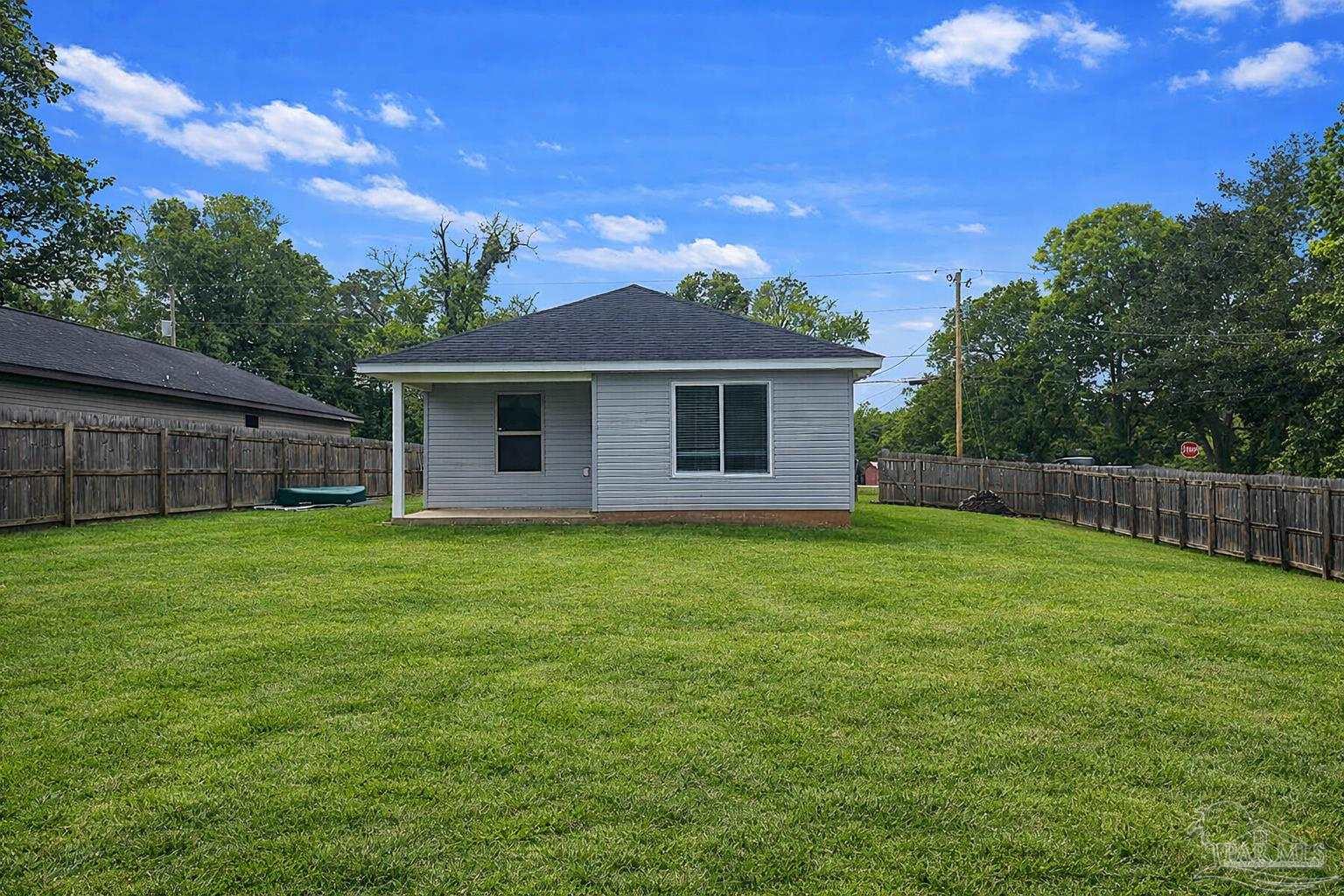 3704 Diamond Street Pace, FL 32571 - Photo 2 of 13