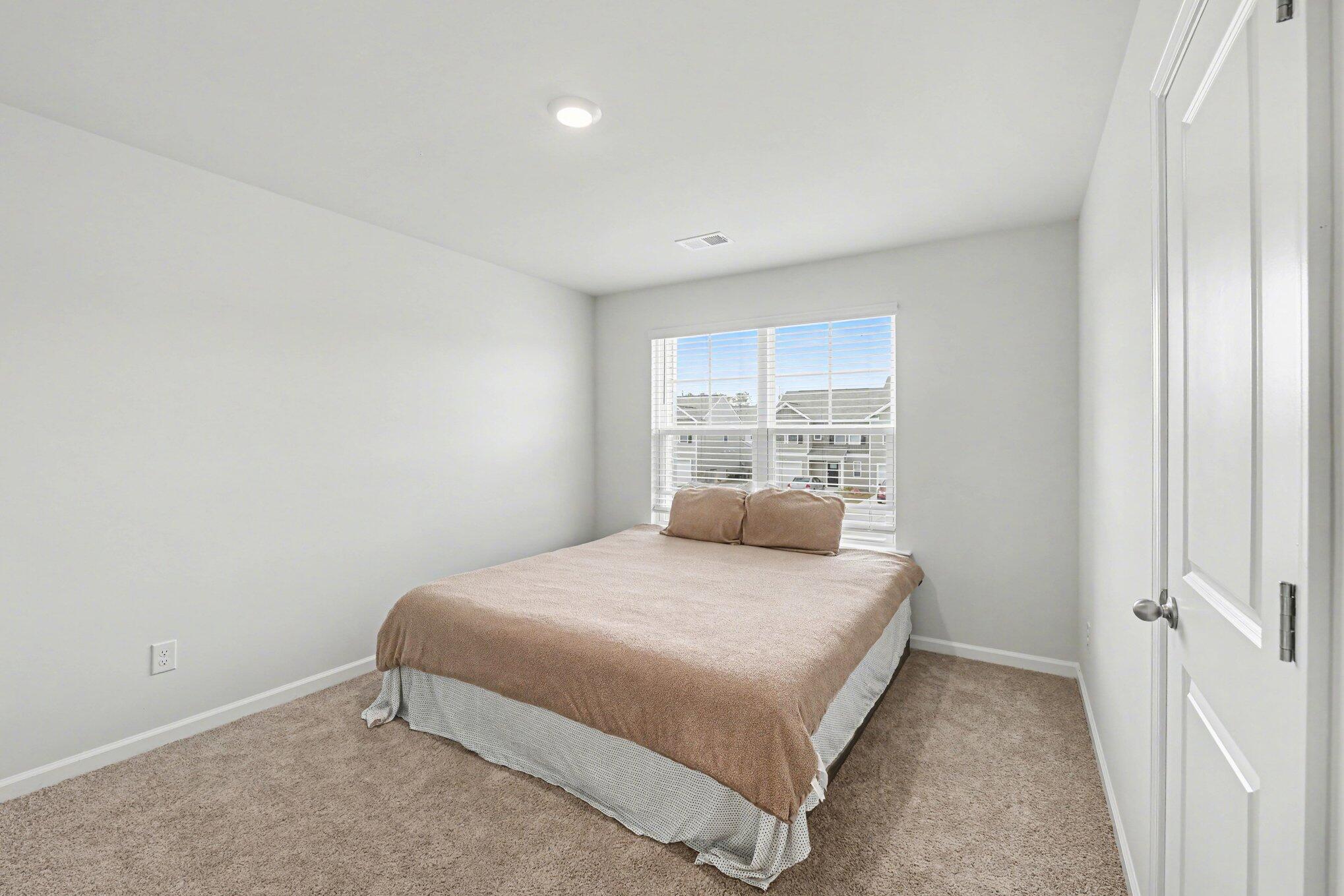 255 Ivory Shadow Road Summerville, SC 29486 - Photo 29 of 39 029_file_7898