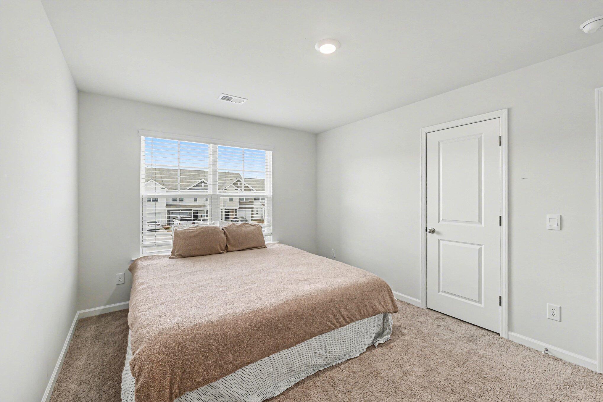 255 Ivory Shadow Road Summerville, SC 29486 - Photo 30 of 39 030_file_3510