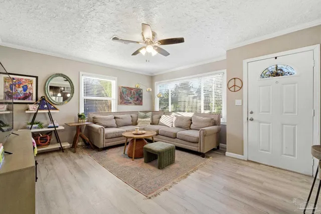 $215,000 | 3215 Bayou Drive, Pensacola, FL 32505