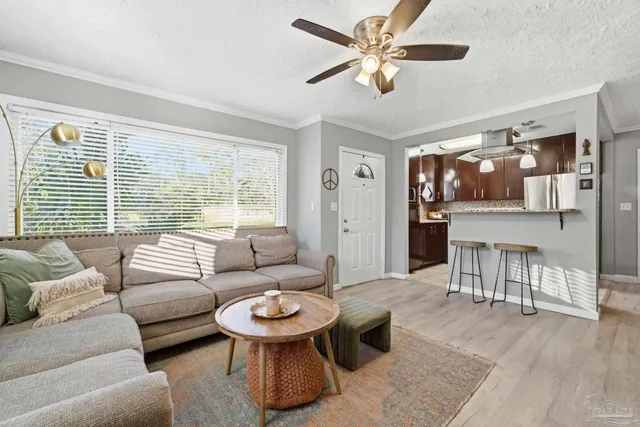 $215,000 | 3215 Bayou Drive, Pensacola, FL 32505