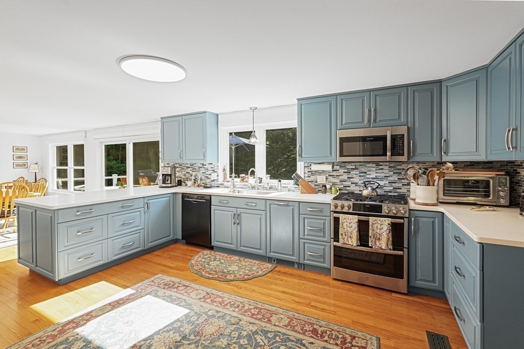 27 Johnson Road Sterling, MA 01564 - Photo 12 of 42 Gallery Image 12