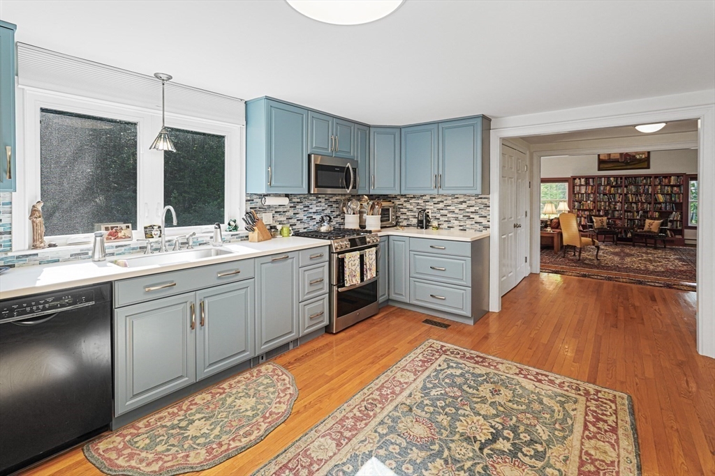 27 Johnson Road Sterling, MA 01564 - Photo 14 of 42 Gallery Image 14