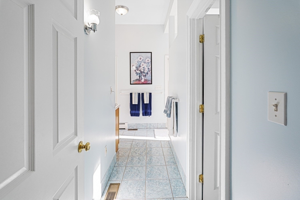 27 Johnson Road Sterling, MA 01564 - Photo 23 of 42 Gallery Image 23