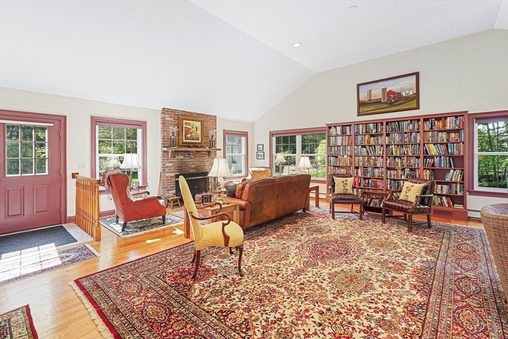 27 Johnson Road Sterling, MA 01564 - Photo 7 of 42 Gallery Image 7