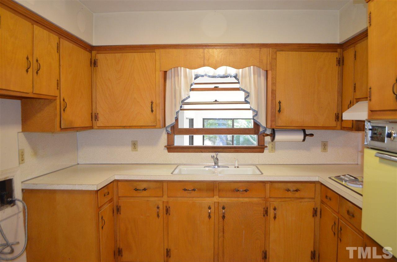 2218 Sparger Road Durham, NC 27705 - Photo 7 of 12 Gallery Image 7