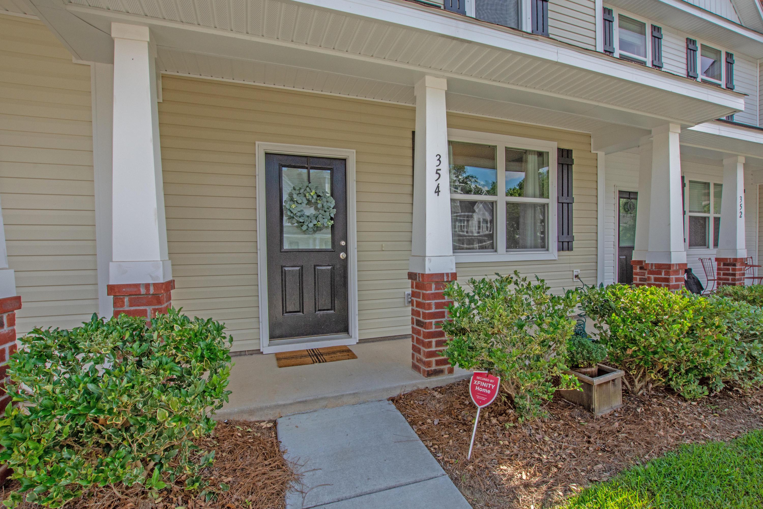 354 Flyway Road Goose Creek, SC 29445 - Photo 3 of 27 0-5