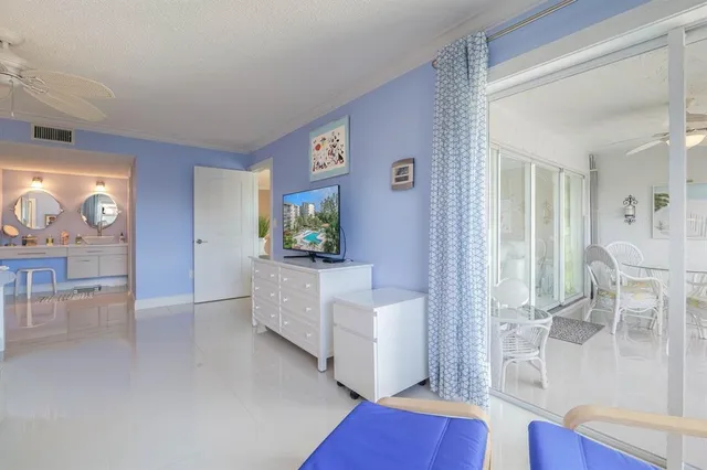 $169,000 | 3930 Inverrary Boulevard, Unit 603D, Lauderhill, FL 33319