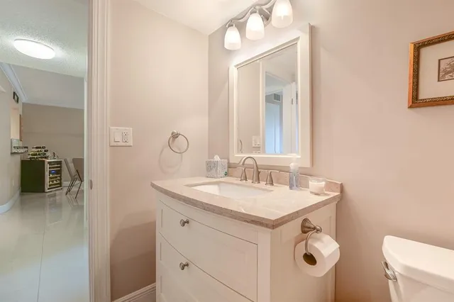 $169,000 | 3930 Inverrary Boulevard, Unit 603D, Lauderhill, FL 33319