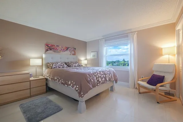 $169,000 | 3930 Inverrary Boulevard, Unit 603D, Lauderhill, FL 33319