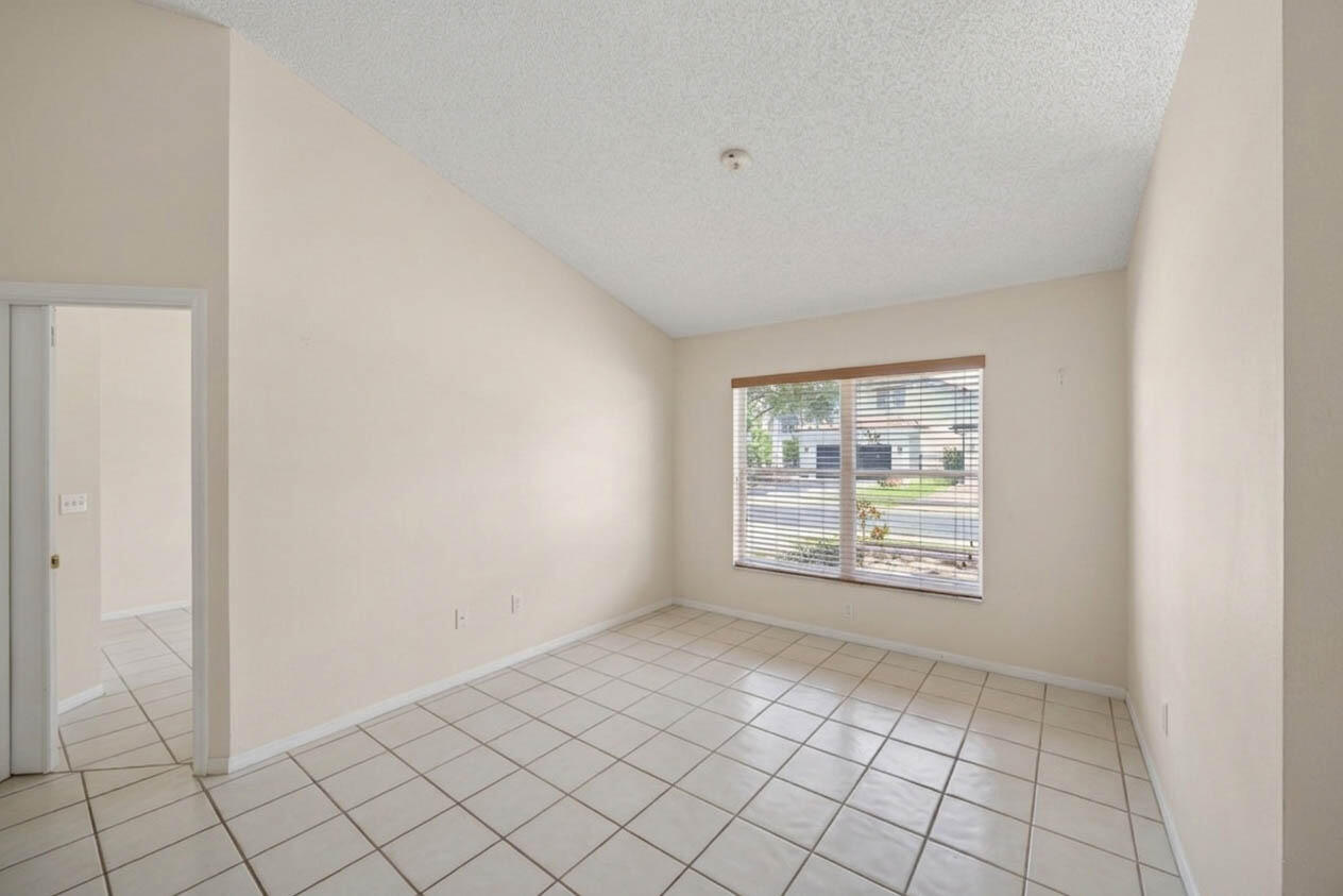 10870 Old Bridgeport Lane Boca Raton, FL 33498 - Photo 13 of 41 11