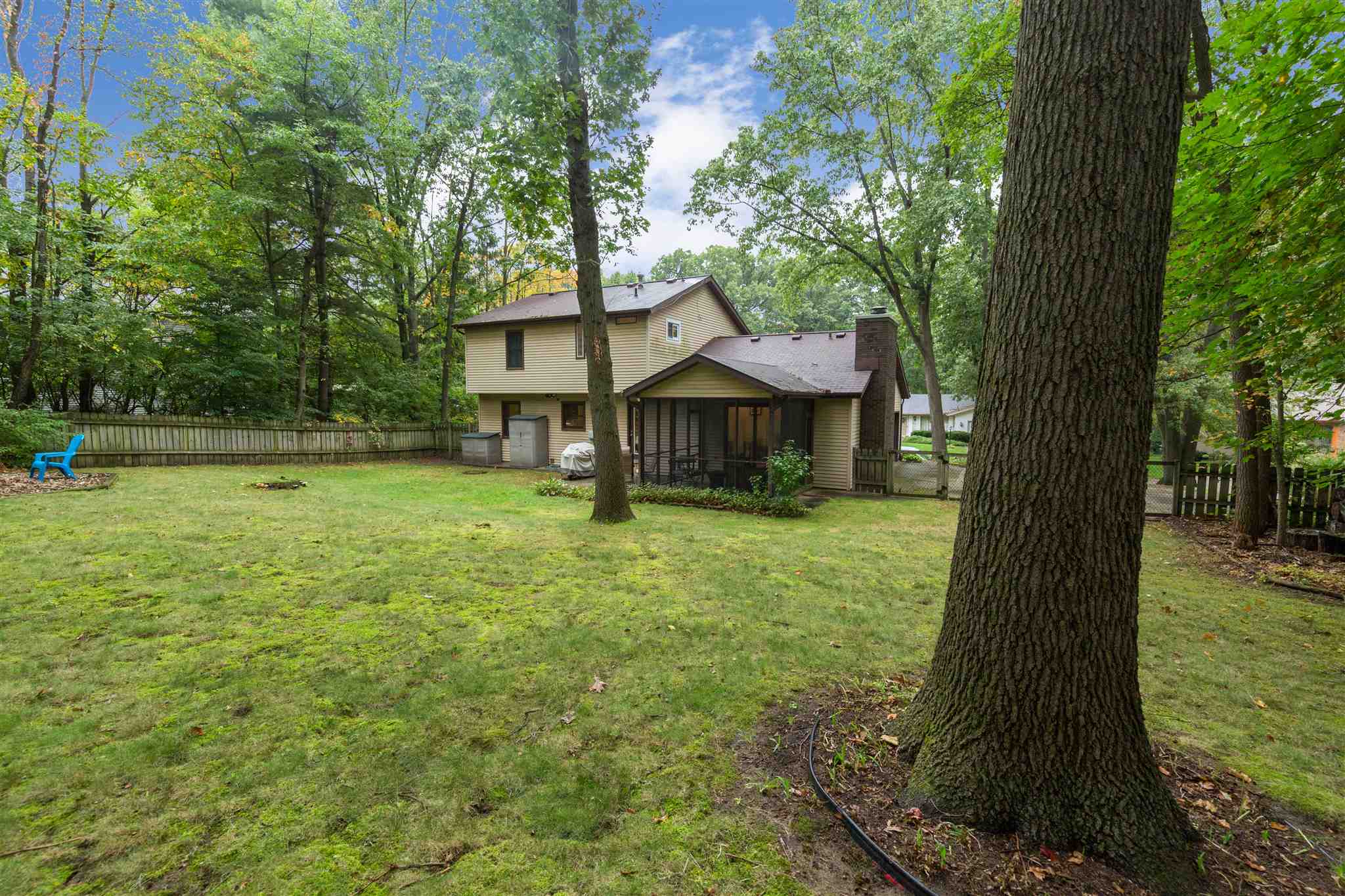 17396 Woodhurst Road Granger, IN 46530 - Photo 32 of 36 Gallery Image 32