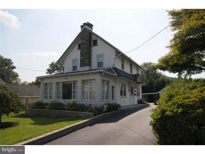 529 East Manoa Road Havertown, PA 19083 - Photo 1 of 17