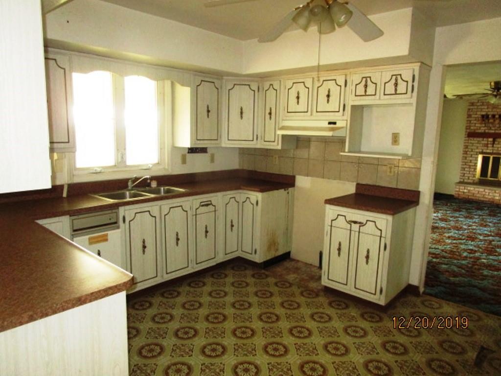 135 Loves Hill Road Waynesburg, PA 15370 - Photo 15 of 21 Gallery Image 15