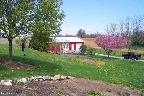 725 Schaeffer Road Lebanon, PA 17042 - Photo 6 of 8 Gallery Image 6