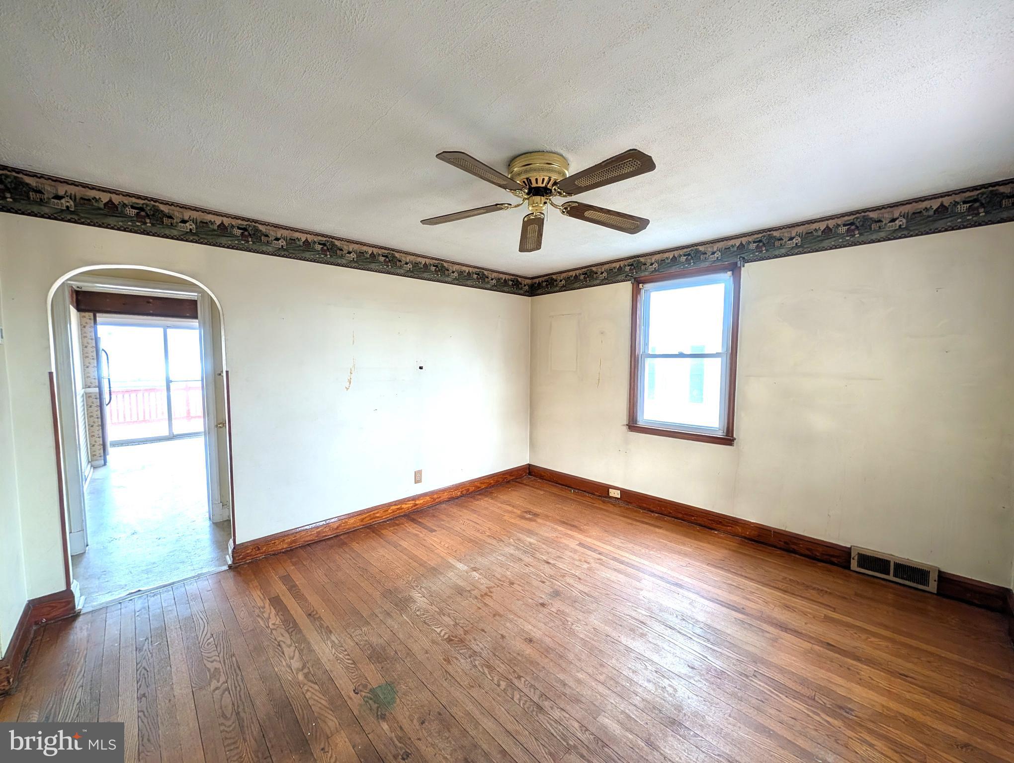 7718 Trappe Road Dundalk, MD 21222 - Photo 3 of 25