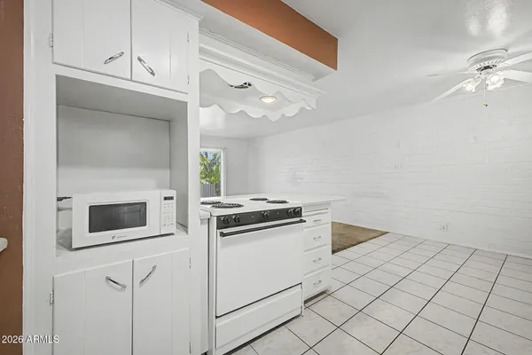 $300,000 | 6824 East 2nd Street, Unit 207, Scottsdale, AZ 85251