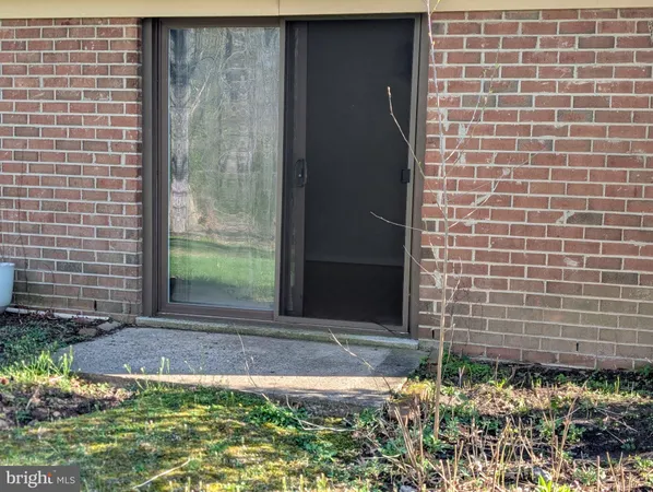 $2,300 | 103 Meadow Woods Lane, Unit 103, Lawrence Township, NJ 08648
