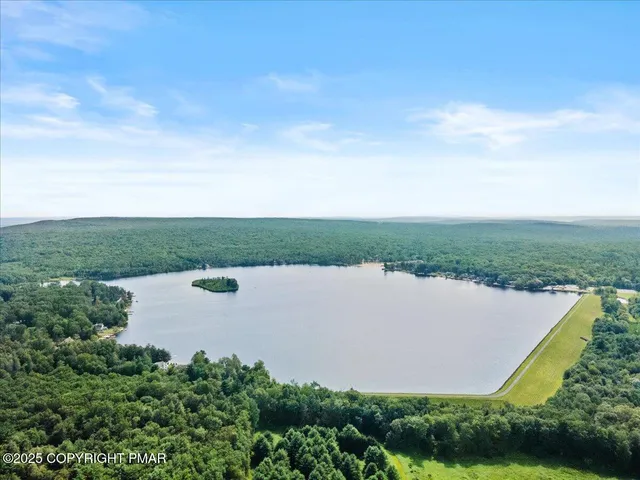 $890,000 | 1793 Highway 534, Albrightsville, PA 18210