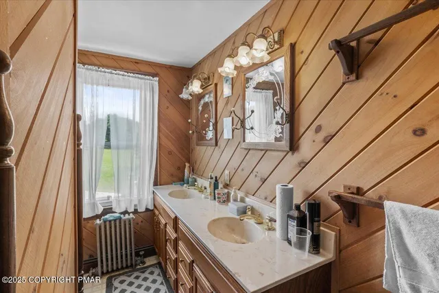 $890,000 | 1793 Highway 534, Albrightsville, PA 18210