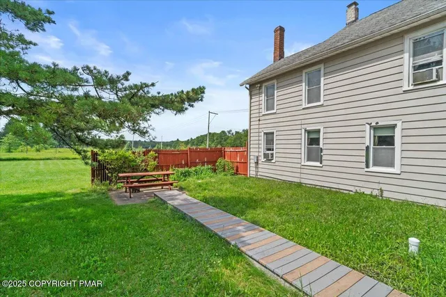 $890,000 | 1793 Highway 534, Albrightsville, PA 18210