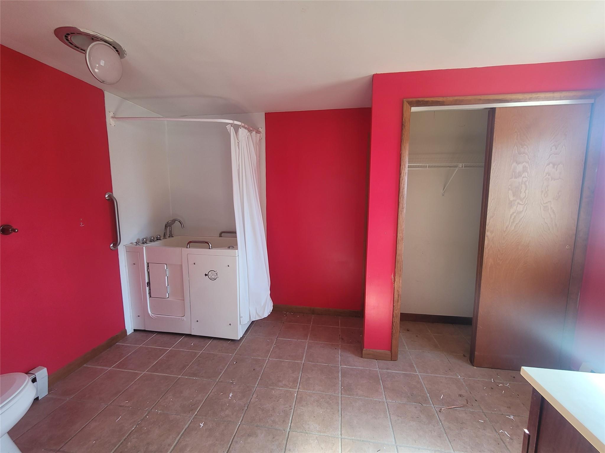 26 Rolling Meadows Road Livingston Manor, NY 12758 - Photo 15 of 19 a utility room with dryer and washer